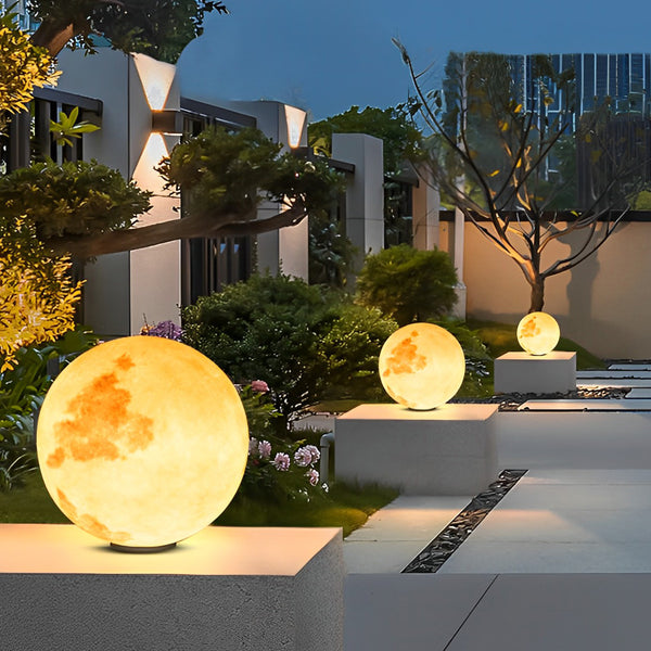 Waterproof LED Round Ball Moon Modern Solar Post Caps Lights with Remote Pillar Light Deck Post Lights Outdoor Lights for Villa Garden