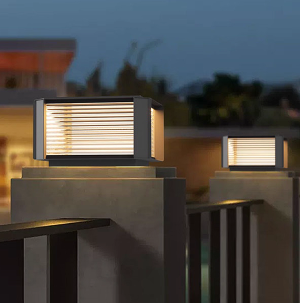 Square Ribbed Glass OUtdoor Pier Mount Pillar Light outdoor post light