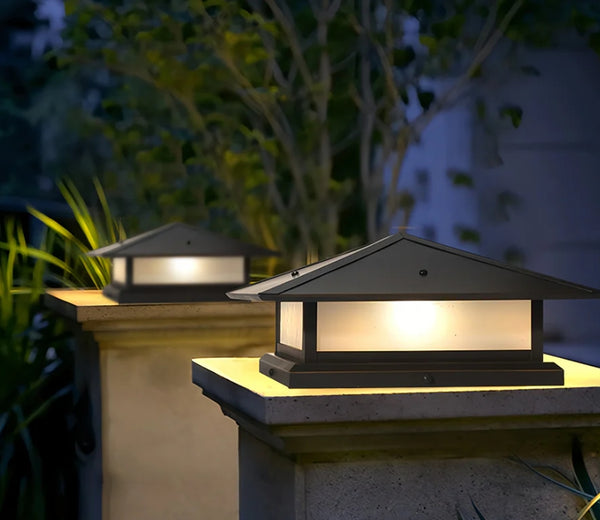 Outdoor Pagoda Black Pillar Lights Garden Post Lights Waterproof